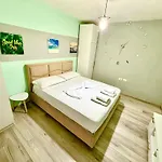 Chic Downtown Apartman